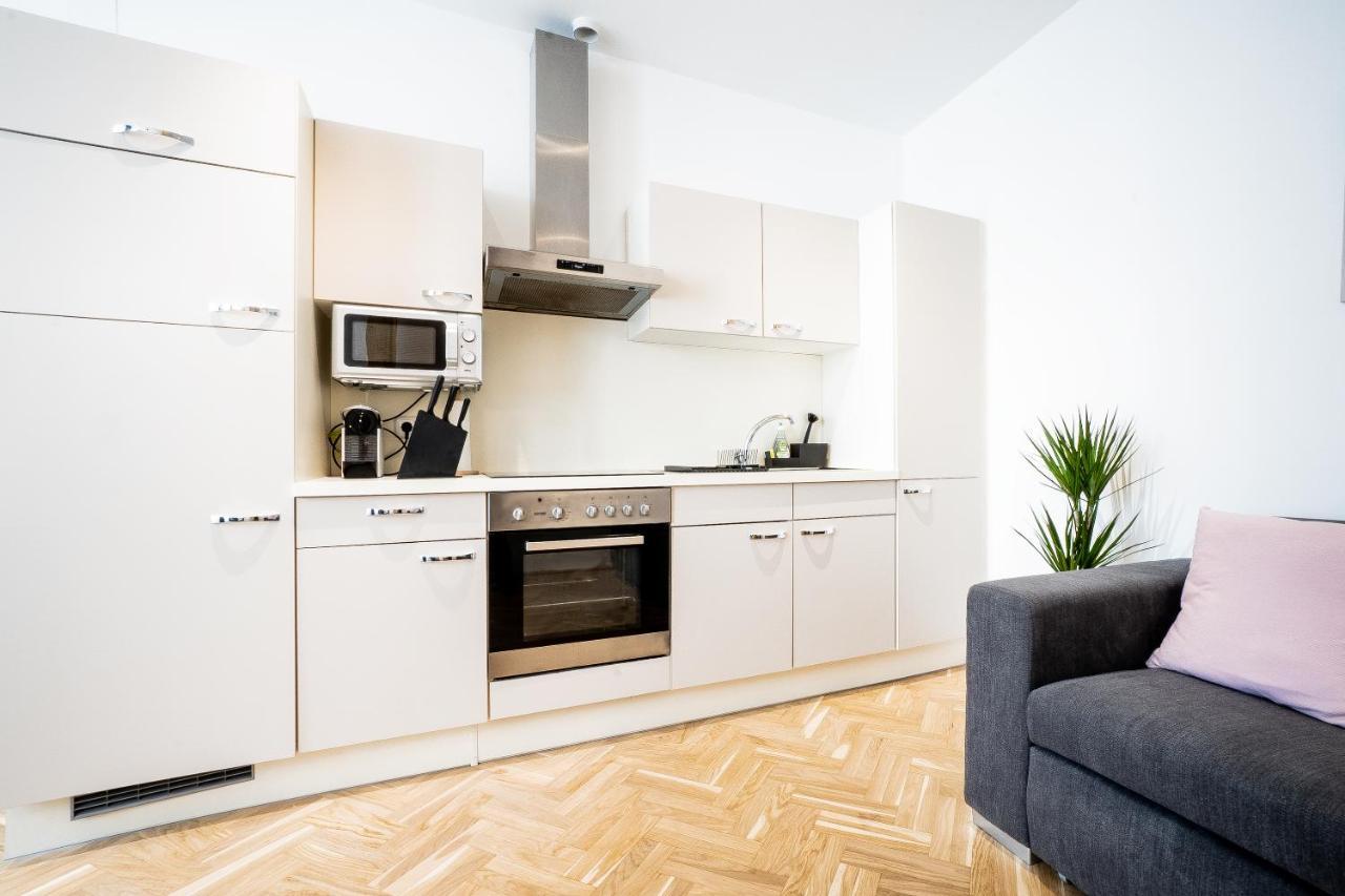 Modern And Lovely Apartment Next To Subway Station Відень Екстер'єр фото