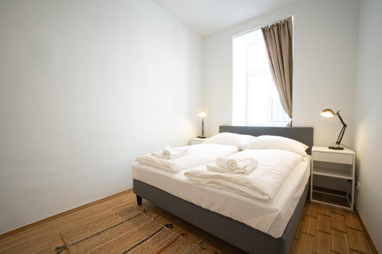 Modern And Lovely Apartment Next To Subway Station Відень Екстер'єр фото