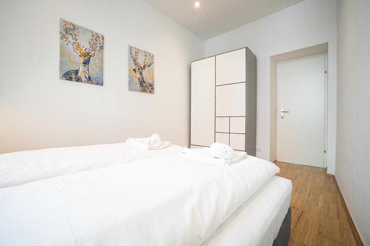 Modern And Lovely Apartment Next To Subway Station Відень Екстер'єр фото