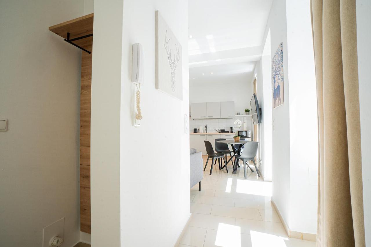 Modern And Lovely Apartment Next To Subway Station Відень Екстер'єр фото